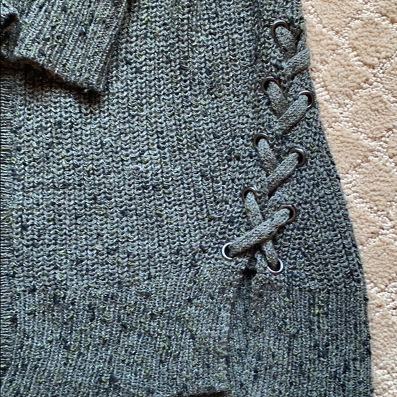 olive green American Eagle knit cardigan! - Picture 2 of 4